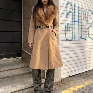 Tan Wool Blend Coat Fur Collar Vintage 90s Vamp Bella Hadid Style